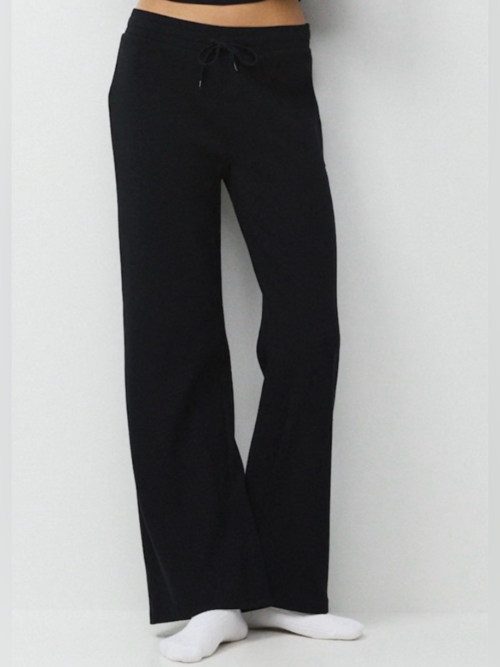 Aritzia Homestretch Rib Kickback Pant in Black - Women’s Medium